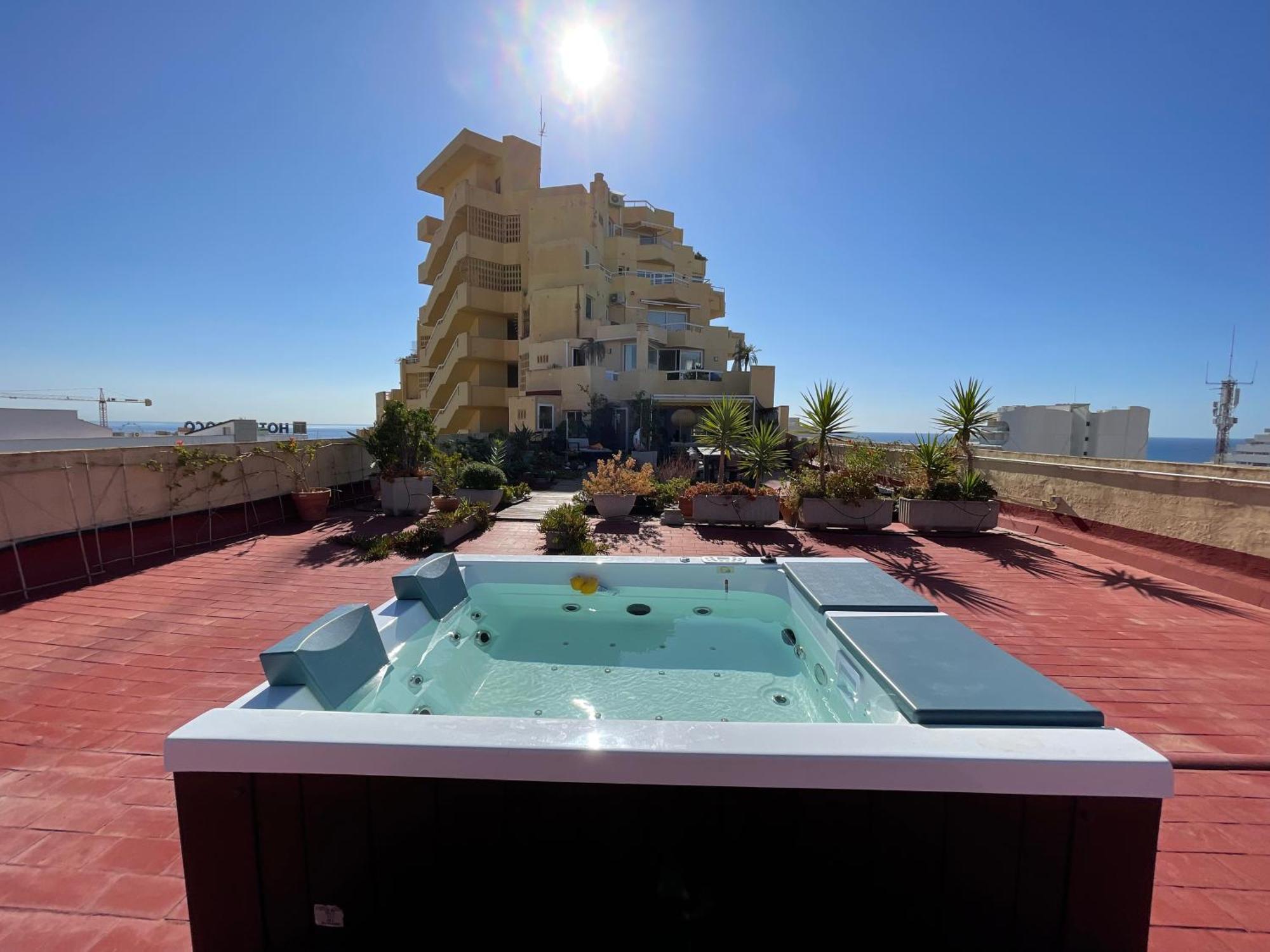 550 M2 Luxury Penthouse - Jacuzzi, Golf & Beach Бенальмадена Экстерьер фото